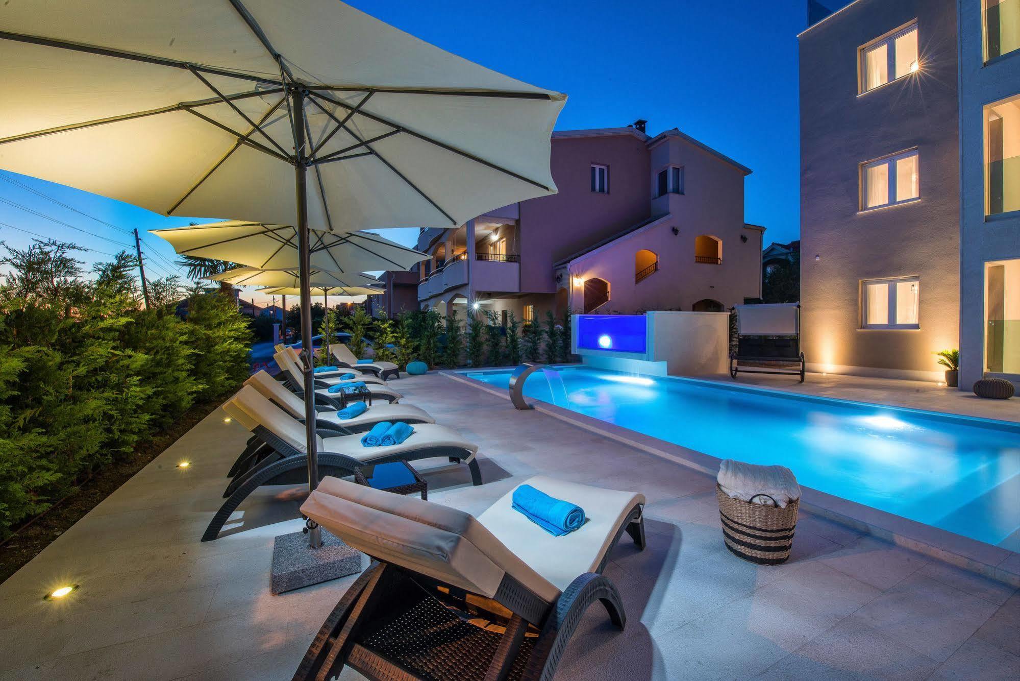 Luxury Apartment 1 Villa Arta 比比涅 外观 照片